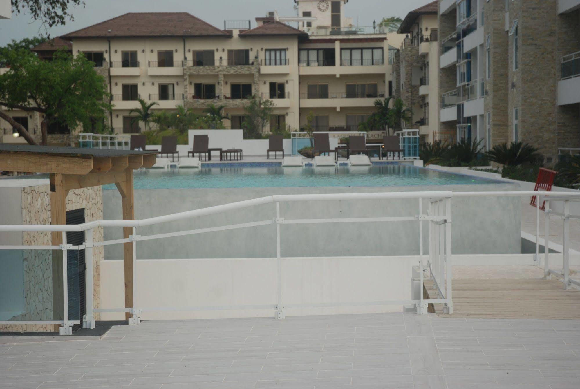 E&J Beach Condo Sosua Luaran gambar